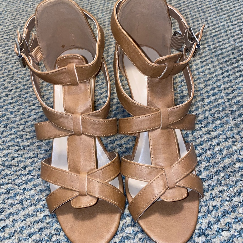 Tan heels